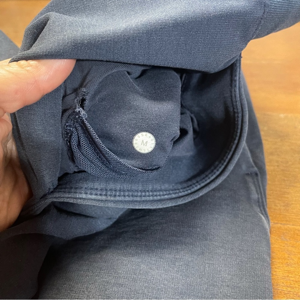 Lululemon • Mens Shorts 9” Blue - Picture 4 of 5